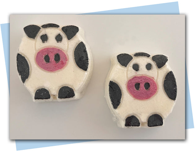 Cow shaped bath bombs