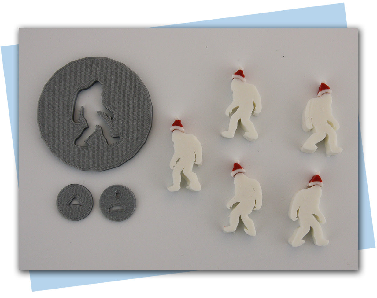 Sasquatch/Big Foot/Yeti Extruder Disc wearing a santa hat
